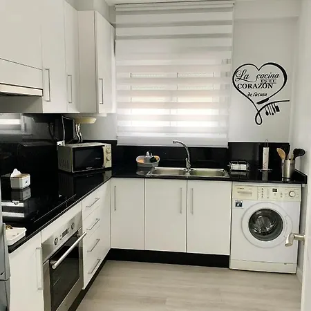 Lejlighed 3 Bedrooms At Villagarcia De Arosa 200 M Away From The Beach With Sea View Furnished Balcony And Wifi