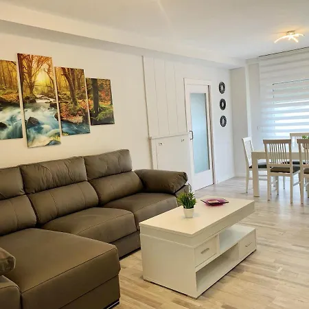 Lejlighed 3 Bedrooms At Villagarcia De Arosa 200 M Away From The Beach With Sea View Furnished Balcony And Wifi *