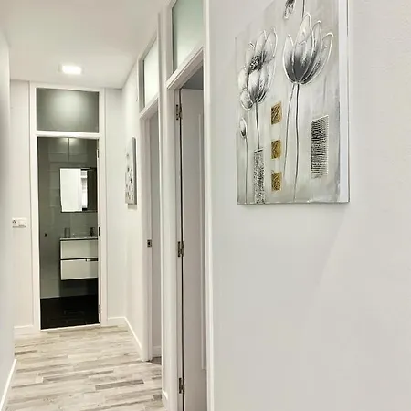 Lejlighed 3 Bedrooms At Villagarcia De Arosa 200 M Away From The Beach With Sea View Furnished Balcony And Wifi Vilagarcia de Arousa