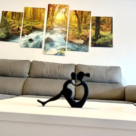 Lejlighed 3 Bedrooms At Villagarcia De Arosa 200 M Away From The Beach With Sea View Furnished Balcony And Wifi *